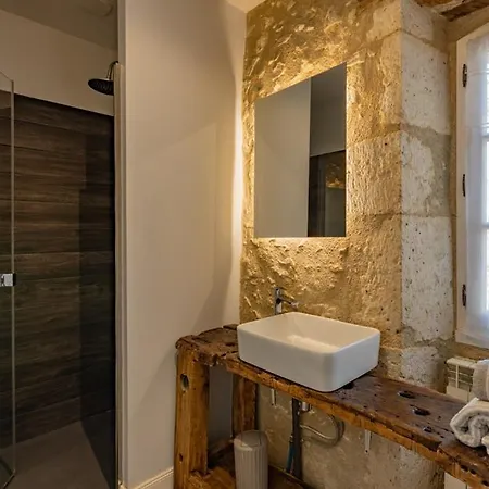 Domaine De Laplan 3*